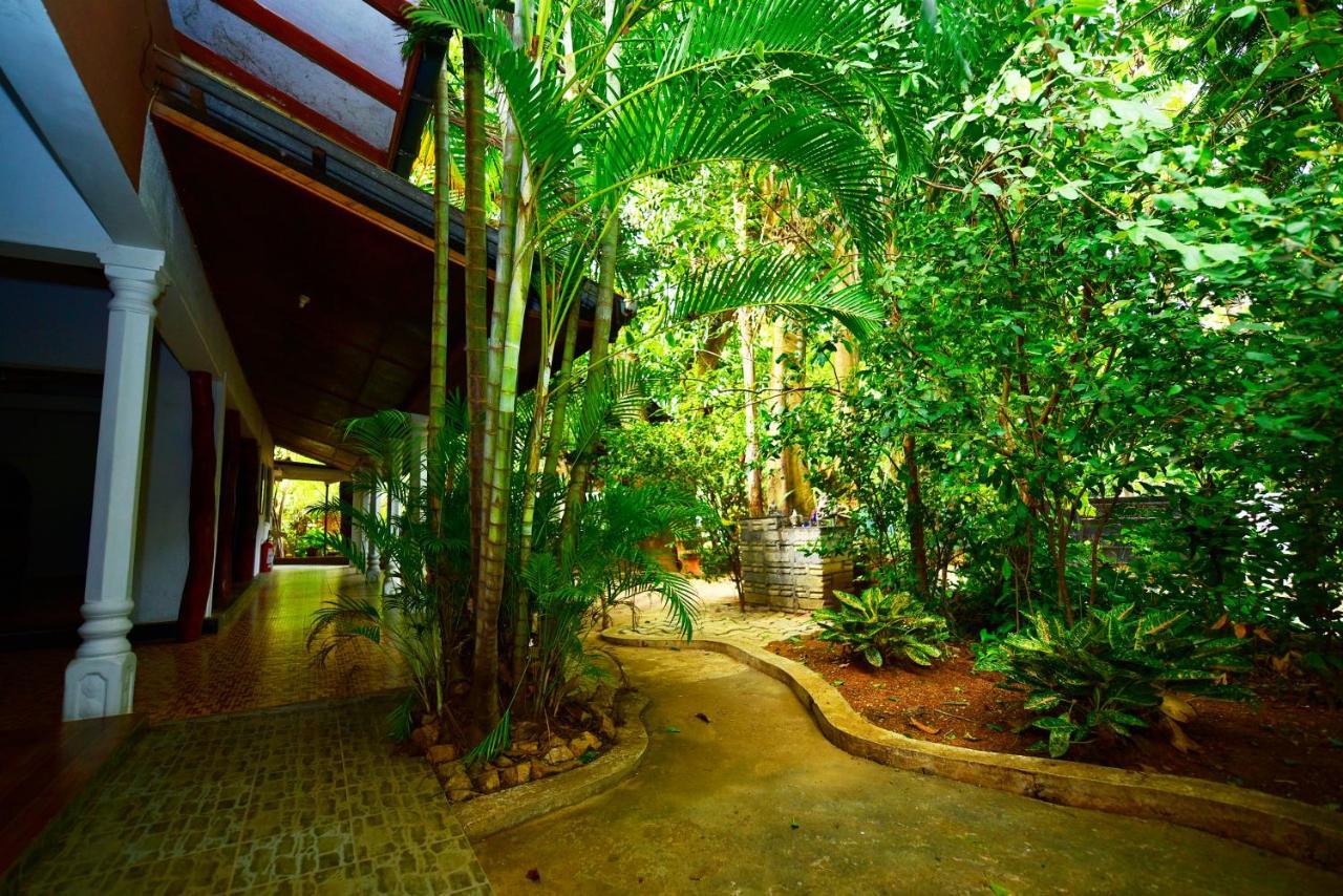 Ariya Rest&Ayurveda spa Polonnaruwa Dış mekan fotoğraf